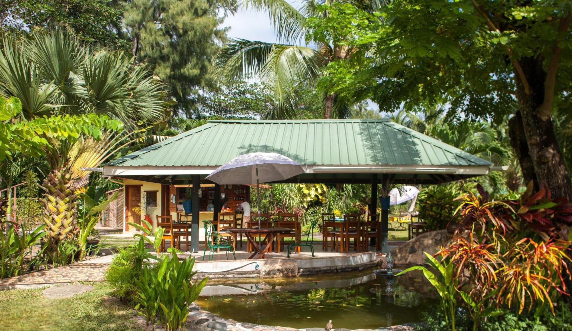La Diguoise Hotel La Digue Exterior photo